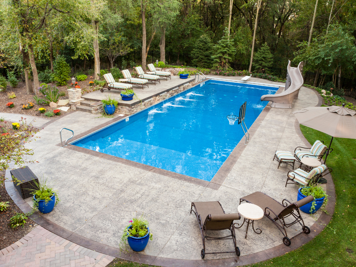 Can I Rent My Home With a Swimming Pool?